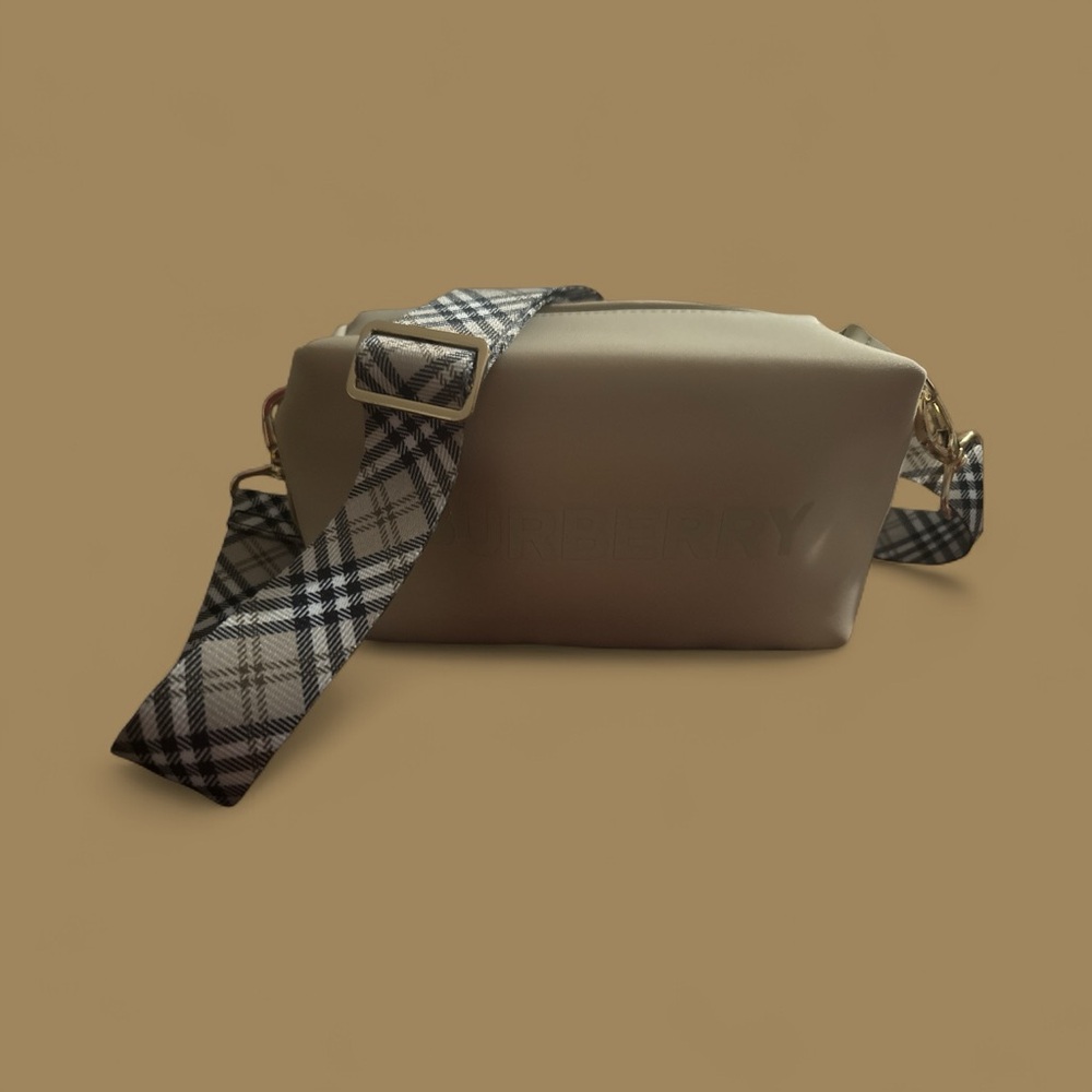 Burberry Beige cosmetic bag DIY Belt Bag with Plaid Strap.
